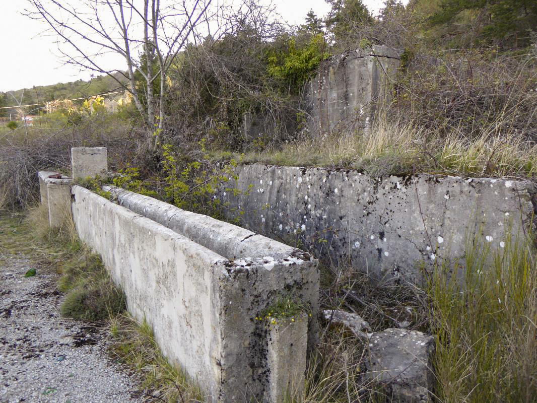 Ligne Maginot - COL DE BRAUS (SOUS-SECTEUR SOSPEL - 40° DBAF) - (PC de Sous-Secteur) - Lavabos et lavoir