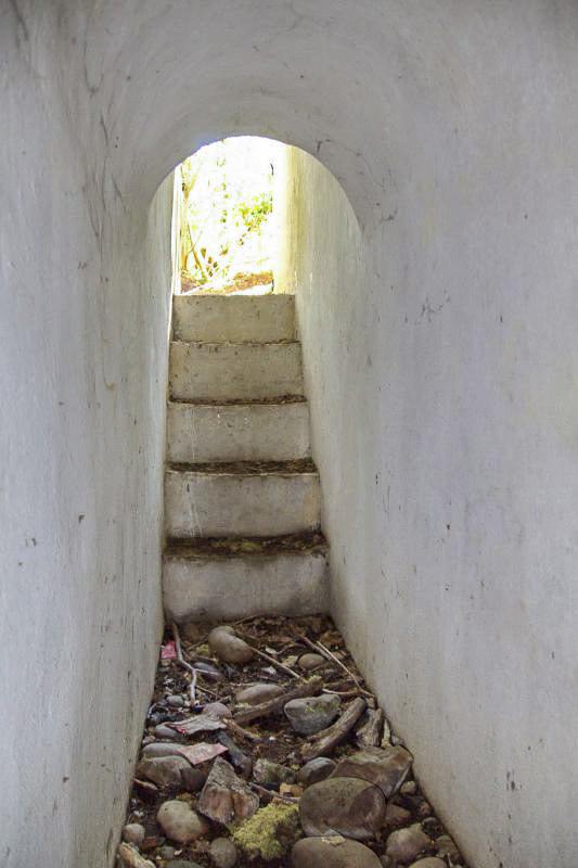 Ligne Maginot - PA KEMBS CENTRE 3 - (Blockhaus pour arme infanterie) - Le couloir d'entrée et les escaliers