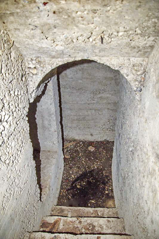 Ligne Maginot - PA KEMBS SUD 3 - (Blockhaus pour arme infanterie) - Couloir de la coupole et niche à munitions à gauche