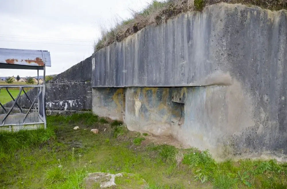 Ligne Maginot - LINSDORF SUD - (Blockhaus pour canon) - Les créneaux sont orientés Nord-Est