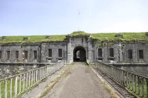 Ligne Maginot - FORT DE VEZELOIS - (Position d'artillerie préparée) - Caserne de gorge