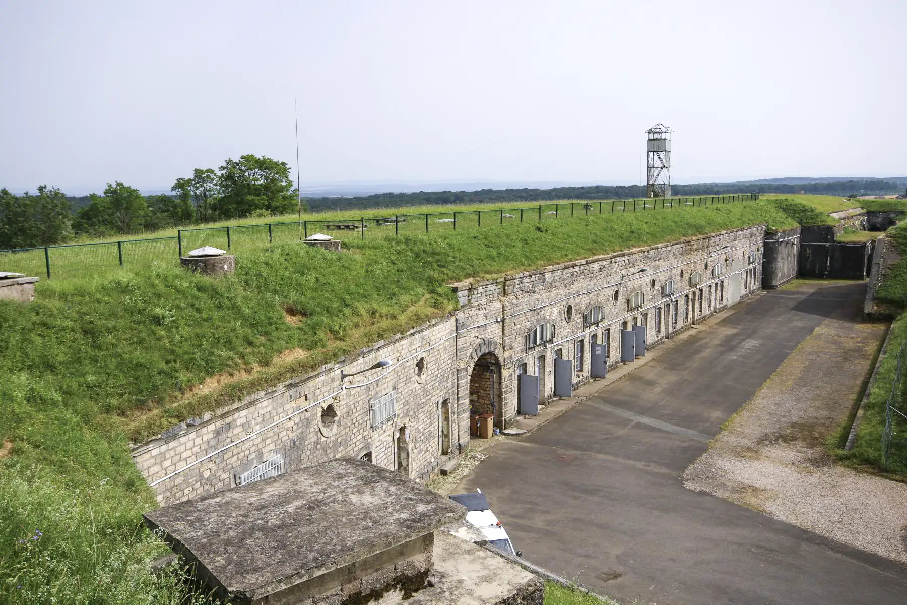 Ligne Maginot - FORT DE VEZELOIS - (Position d'artillerie préparée) - Caserne