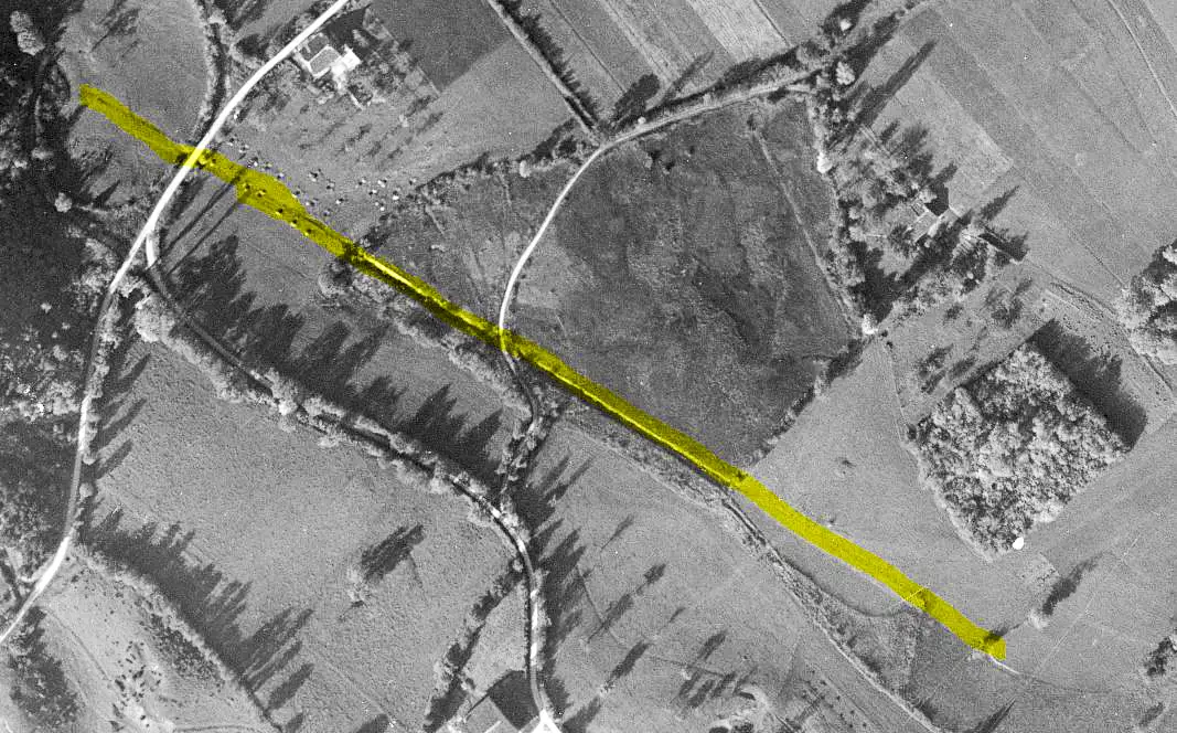 Ligne Maginot - DIVONNE - (Divers) - Tracé de l'amorce de fossé en extrémité haute