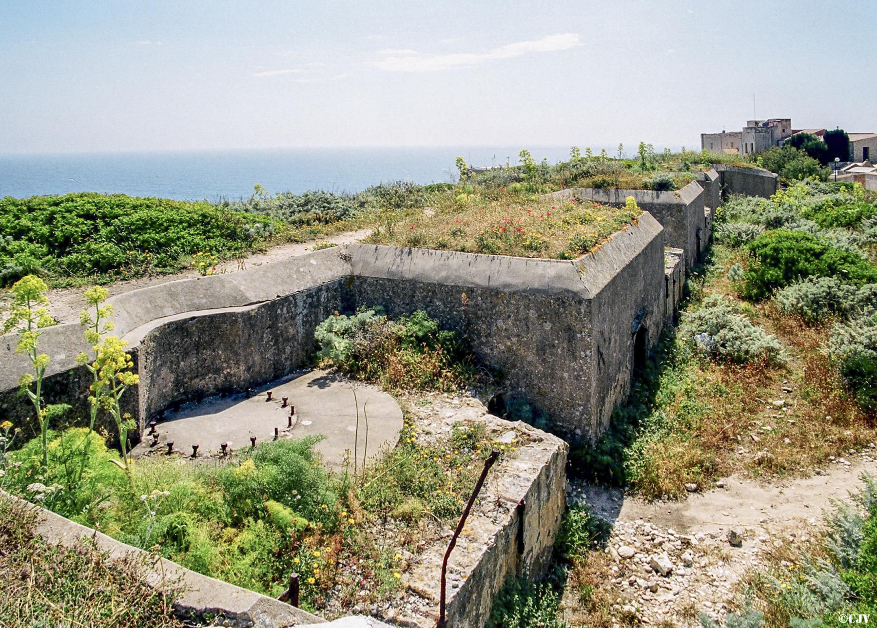 Ligne Maginot - BONIFACIO - Batterie N° 2 Annexe (Position d'artillerie préparée) - 