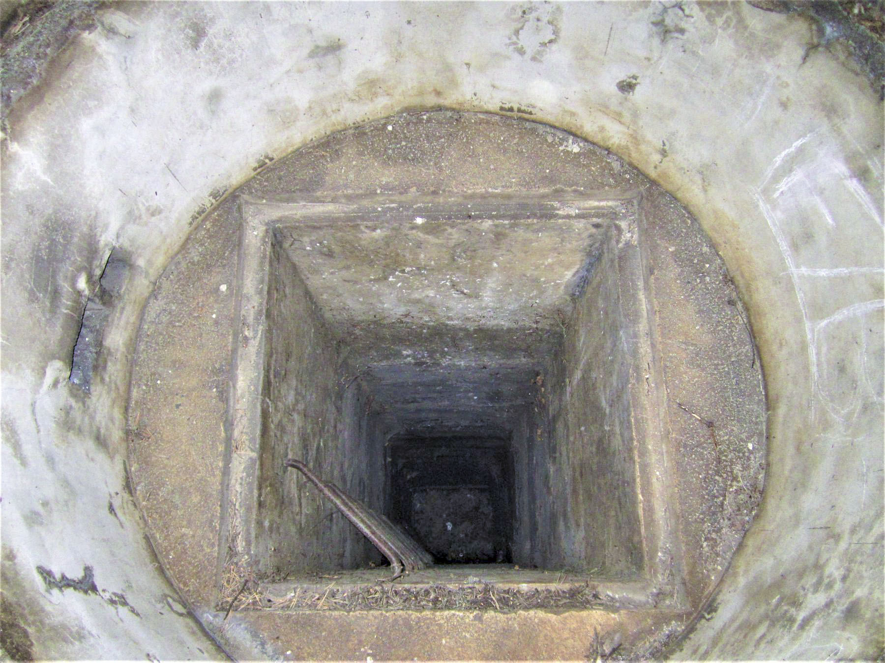 Ligne Maginot - SAINT ANTOINE 3 - (Blockhaus pour arme infanterie) - Le puits d'accès à la galerie
