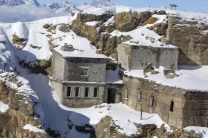 Ligne Maginot - POET MORAND (154° RAP - 6° BIE) - (Position d'artillerie préparée) - Le Chaberton aujourd'hui