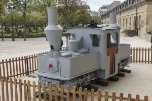 Ligne Maginot - Locotracteur Péchot-Bourdon modèle 1888 -   L'exemplaire du musée de Pozega (Serbie) exposée aux invalides à Paris