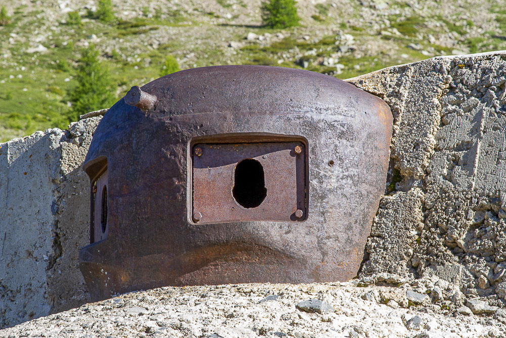 Ligne Maginot - COL DE GRANON - (Ouvrage d'infanterie) - Bloc 3
Cloche observatoire par éléments type Normal