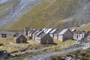 Ligne Maginot - FOURCHES - (Casernement) - Vue générale