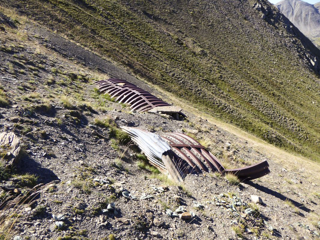 Ligne Maginot - COLOMBART - (Casernement) - Abris alpins