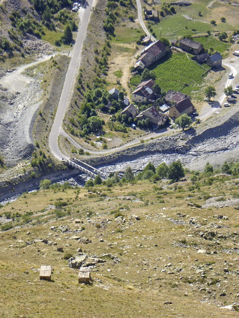 Ligne Maginot - TéLéPHéRIQUE LE PRA-LES FOURCHES (STATION BASSE) - (Téléphérique ( Recette)) - Vue depuis la Crête de Gaudin