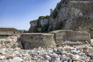 Ligne Maginot - BASTIA PORT - (Blockhaus pour arme infanterie) - 