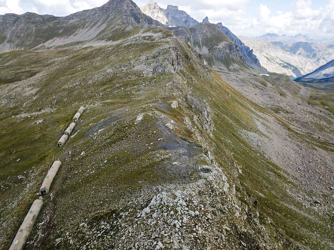 Ligne Maginot - COL de JALLORGUES (PA Nord) (Divers) - La crête défensive