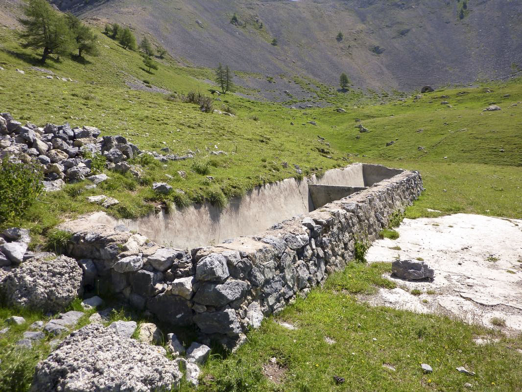 Ligne Maginot - COL de la VALETTE (V) - (Ouvrage d'infanterie) - Abreuvoir - Lavoir