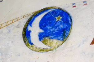 Ligne Maginot - SOETRICH - A11 - (Ouvrage d'artillerie) - Central téléphonique
Détail de la fresque peinte par le sapeur Yves Cornet représentant l'insigne du 18° RG