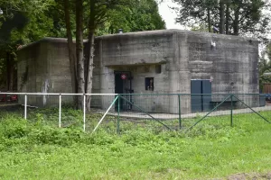 Ligne Maginot - BRUNNWASSER EST - (Casemate d'infanterie - Simple) - Vue de la façade nord et les entrées