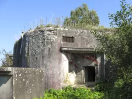 Ligne Maginot - 21/3 - TUILERIE D'EN HAUT - (Casemate d'infanterie - Double) - L’entrée et son créneau de défense FM