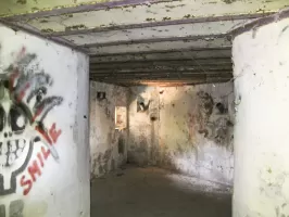 Ligne Maginot - 21/3 - TUILERIE D'EN HAUT - (Casemate d'infanterie - Double) - Chambre de tir sud
Créneau pour JM