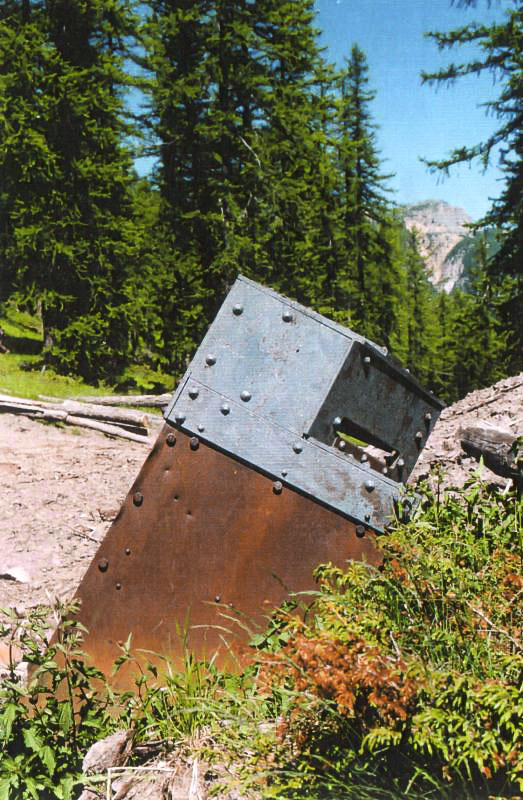 Ligne Maginot - FRACCIA-ROURE HAUT (OU OUEST) - (Observatoire d'artillerie) - Situation en 1998, avant récupération de la guérite.