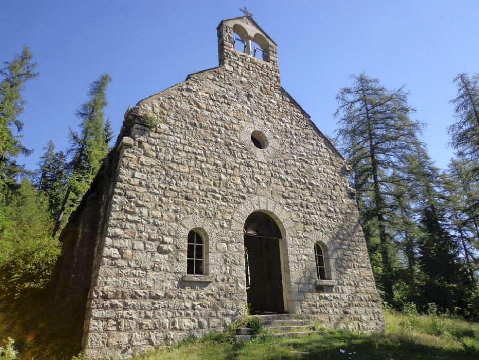 Ligne Maginot - GRANGES DE LA BRASQUE - CAMP DU TOURNAIRET - (Casernement) - La chapelle  Notre Dame des Victoires