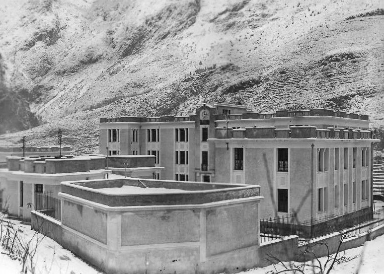 Ligne Maginot - LANTOSQUE - CASERNE MAUD'HUY (94° BAF) - (Camp de sureté) - Le quartier Maud'huy en février 1935 , occupé à cette période par le 20° BCA