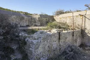 Ligne Maginot - BONIFACIO - BATTERIE N° 2 ANNEXE - (Position d'artillerie préparée) - 