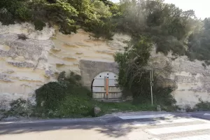 Ligne Maginot - MONTE LEONE OUEST - (Dépôt de Munitions) - Entrée camions