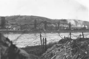 Ligne Maginot - PETIT-LANDAU BERGE 4 - (Blockhaus pour arme infanterie) - Vue sur Rheinweiller - Rive allemande
depuis Petit-Landau Berge 4