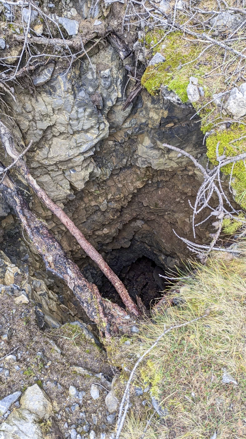 Ligne Maginot - COL DE LA VALETTE (V) - (Ouvrage d'infanterie) - Puits d'accès au bloc