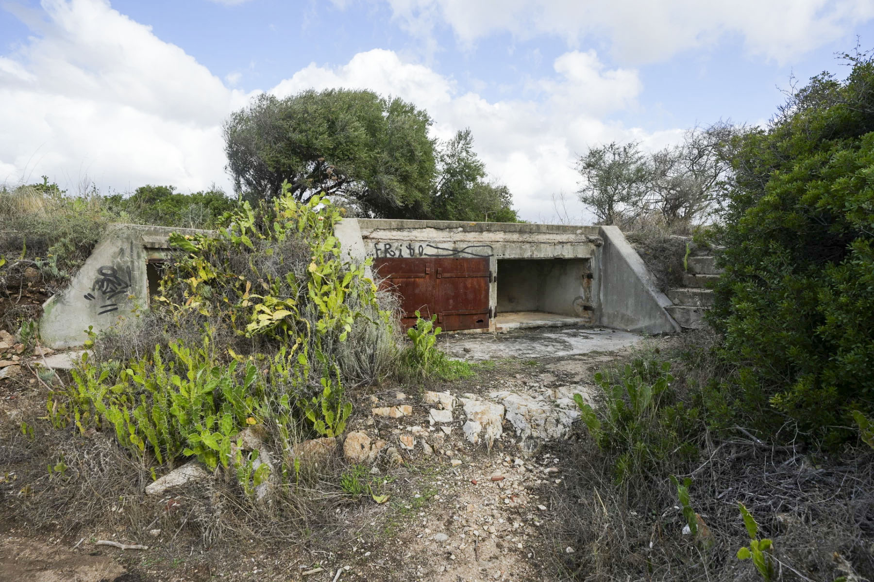 Ligne Maginot - CAPITELLO (BATTERIE DCA) - (Position d'artillerie préparée) - Cuve pour canon de 75mm