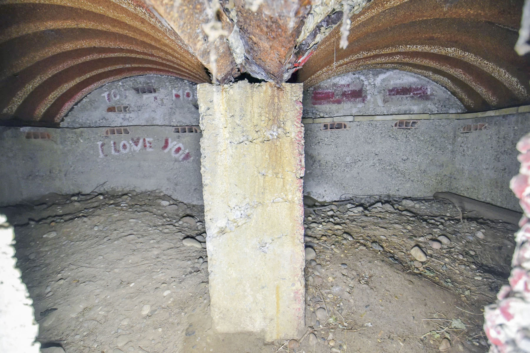 Ligne Maginot - ECLUSE 52 CENTRE - (Abri) - Les deux salles