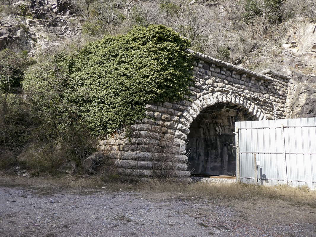 Ligne Maginot - BERGHE SUD (TUNNEL DE) - (Blockhaus pour arme infanterie) - L'entrée du tunnel