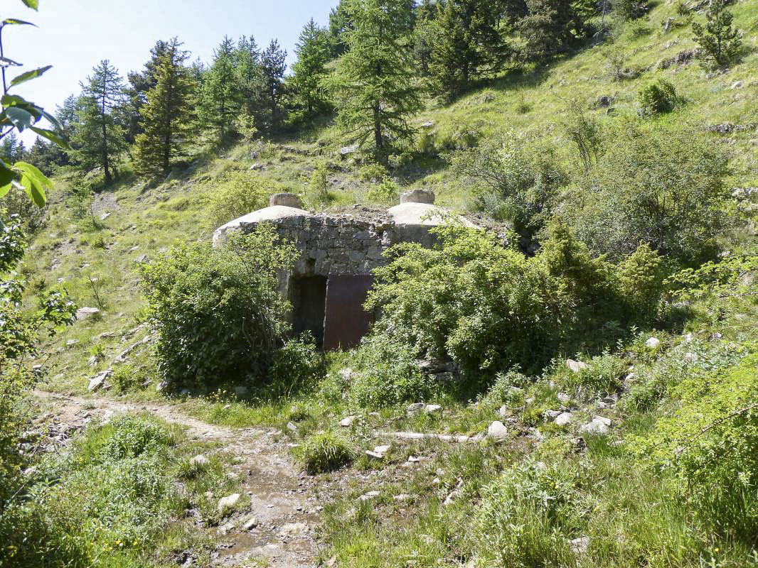 Ligne Maginot - CABANES VIEILLES -(SOURCE CAPTéE) - (Divers) - 