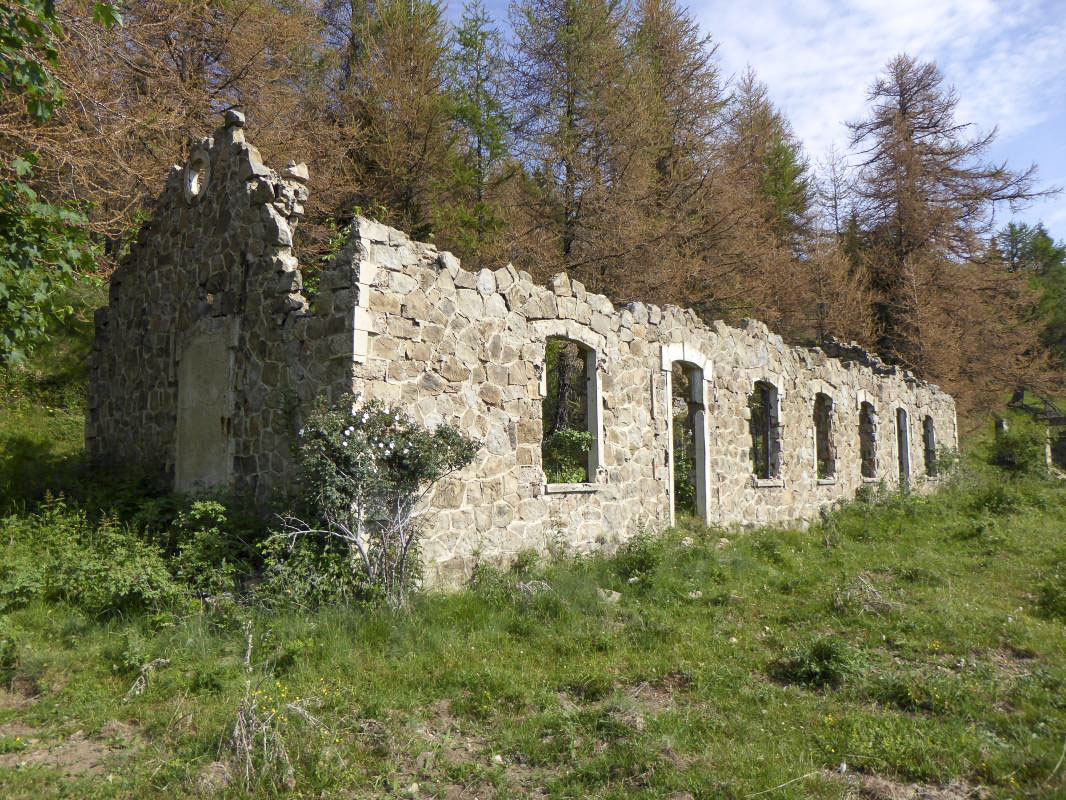 Ligne Maginot - CABANES VIEILLES EST - (Casernement) - 