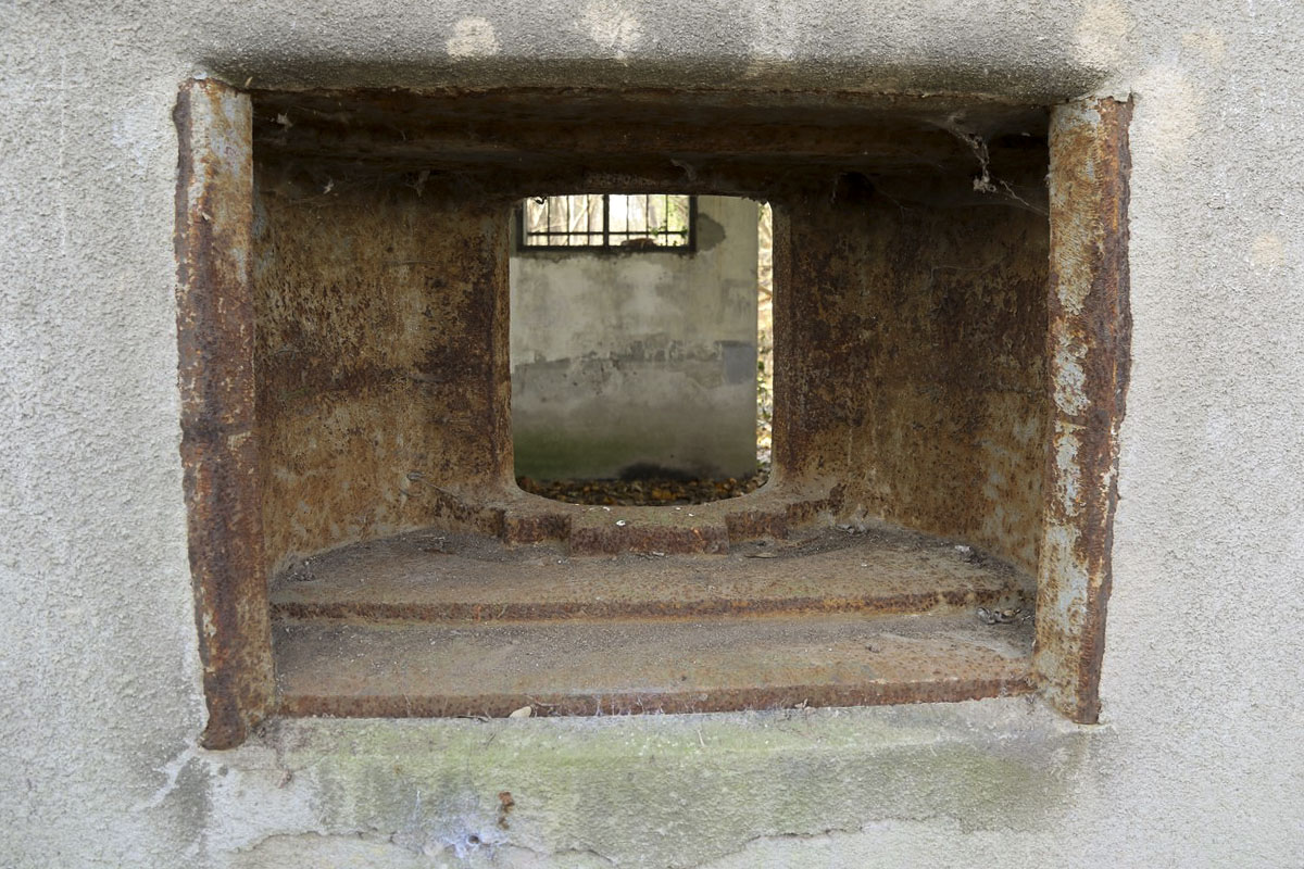 Ligne Maginot - SCHANZ - (Stand de tir) - Trémie n°4 pour canon de 47 et JM