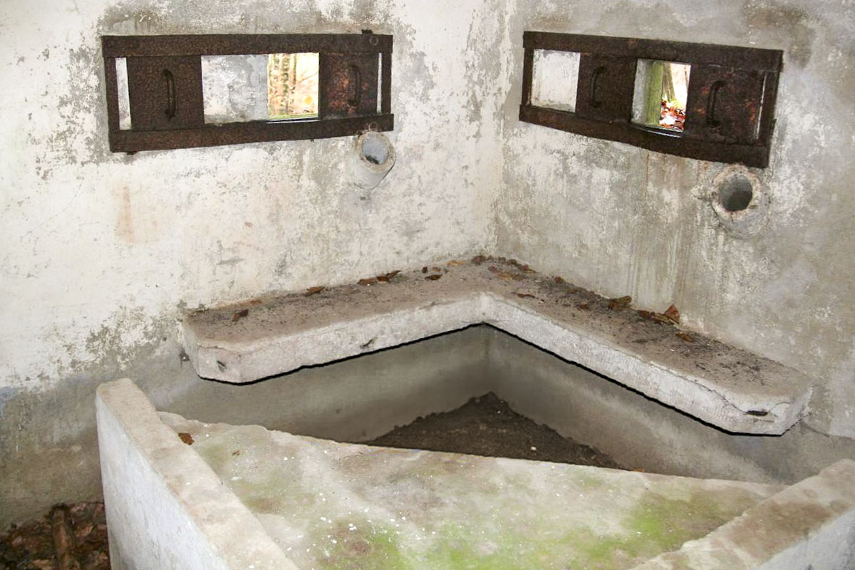 Ligne Maginot - M80 - FINSTERTHAL 4 - (Blockhaus pour arme infanterie) - Vue intérieure des deux créneaux