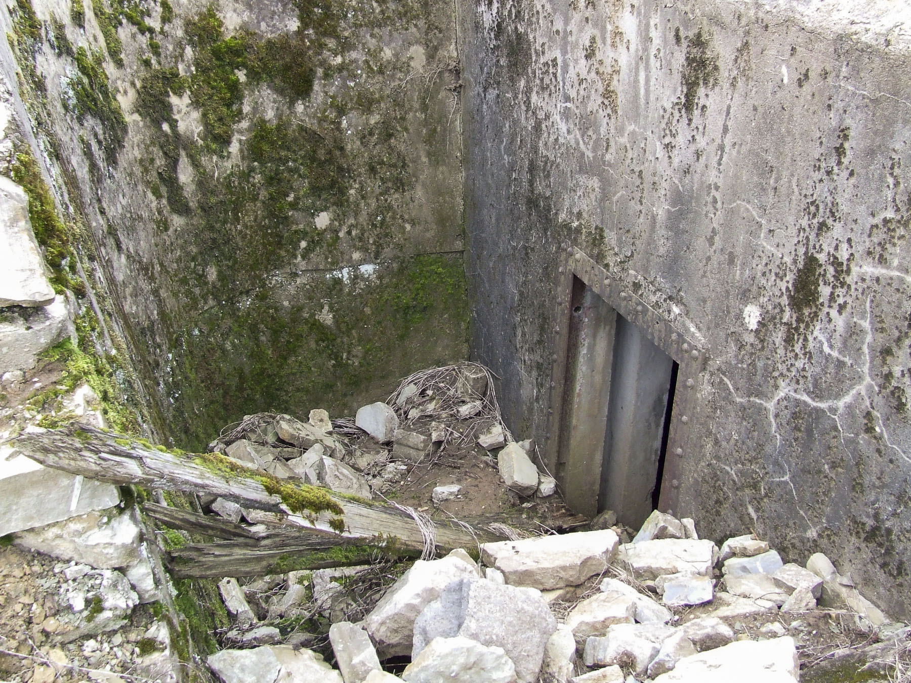Ligne Maginot - WEIDESHEIM 1 - (Blockhaus pour arme infanterie) - L'entrée du blockhaus.