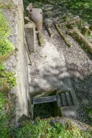 Ligne Maginot - BOIS DE KANFEN EST - C43 - (Casemate d'infanterie - Simple) - On voit bien sur cette vue l'extension bétonnée qui a été construite à l'emplacement du fossé diamant.