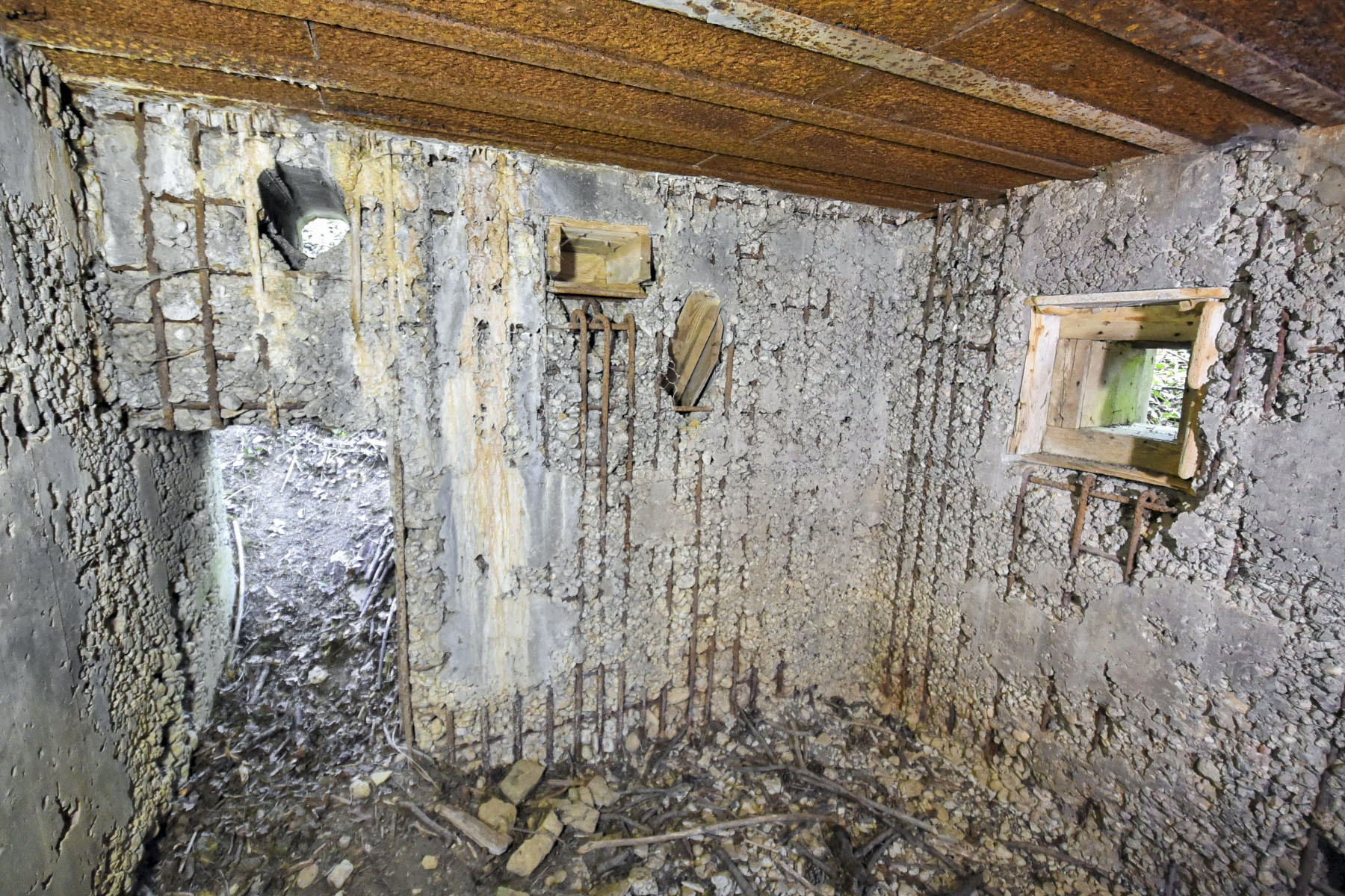 Ligne Maginot - AB359 - BAN SAINT JEAN NORD 2 - (Blockhaus pour arme infanterie) - L'intérieur