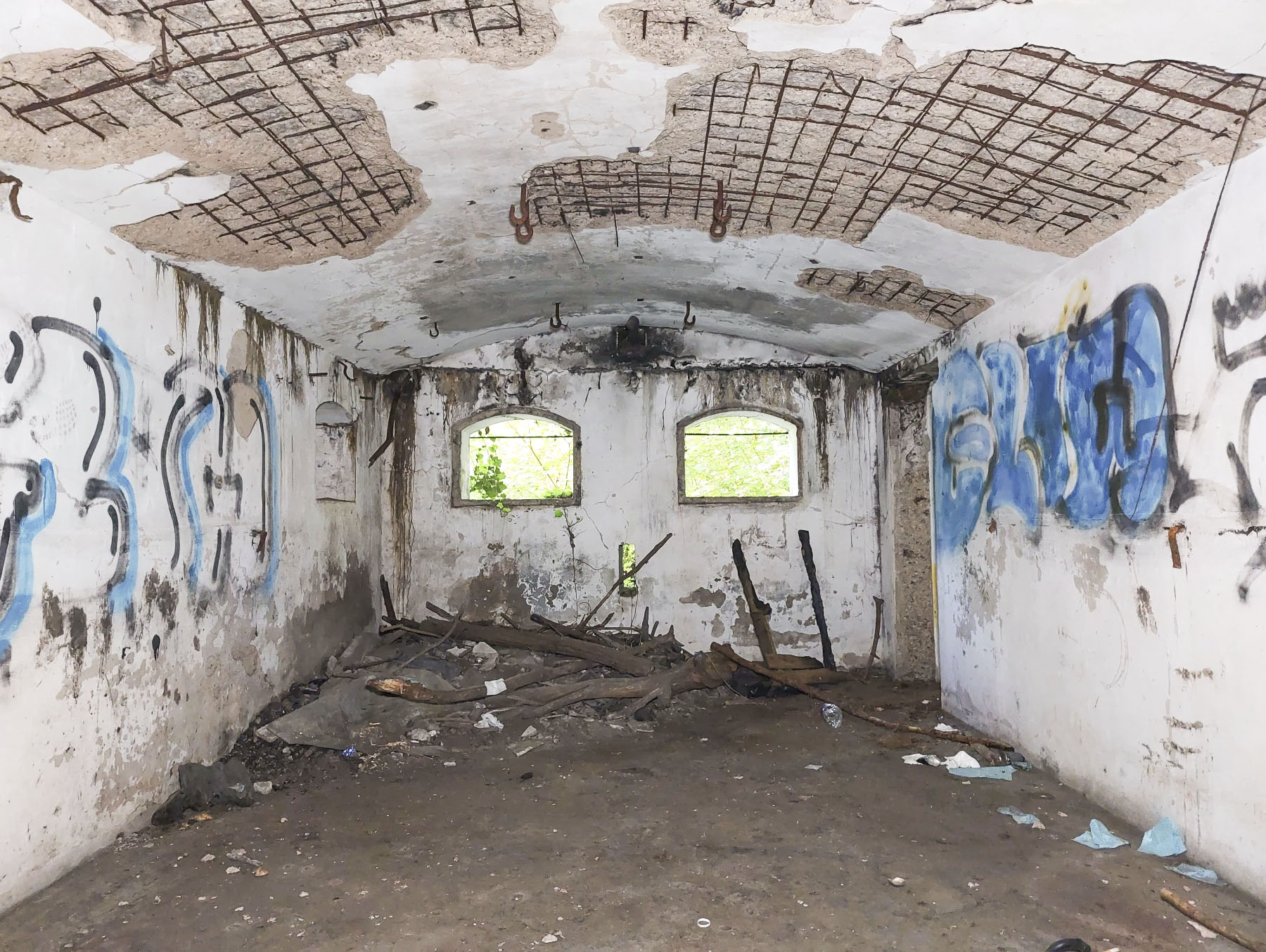 Ligne Maginot - ANNEXE DE FORT UHRICH (II/155° RAP) - (Position d'artillerie préparée) - La pièce servant d'abri pour les artilleurs