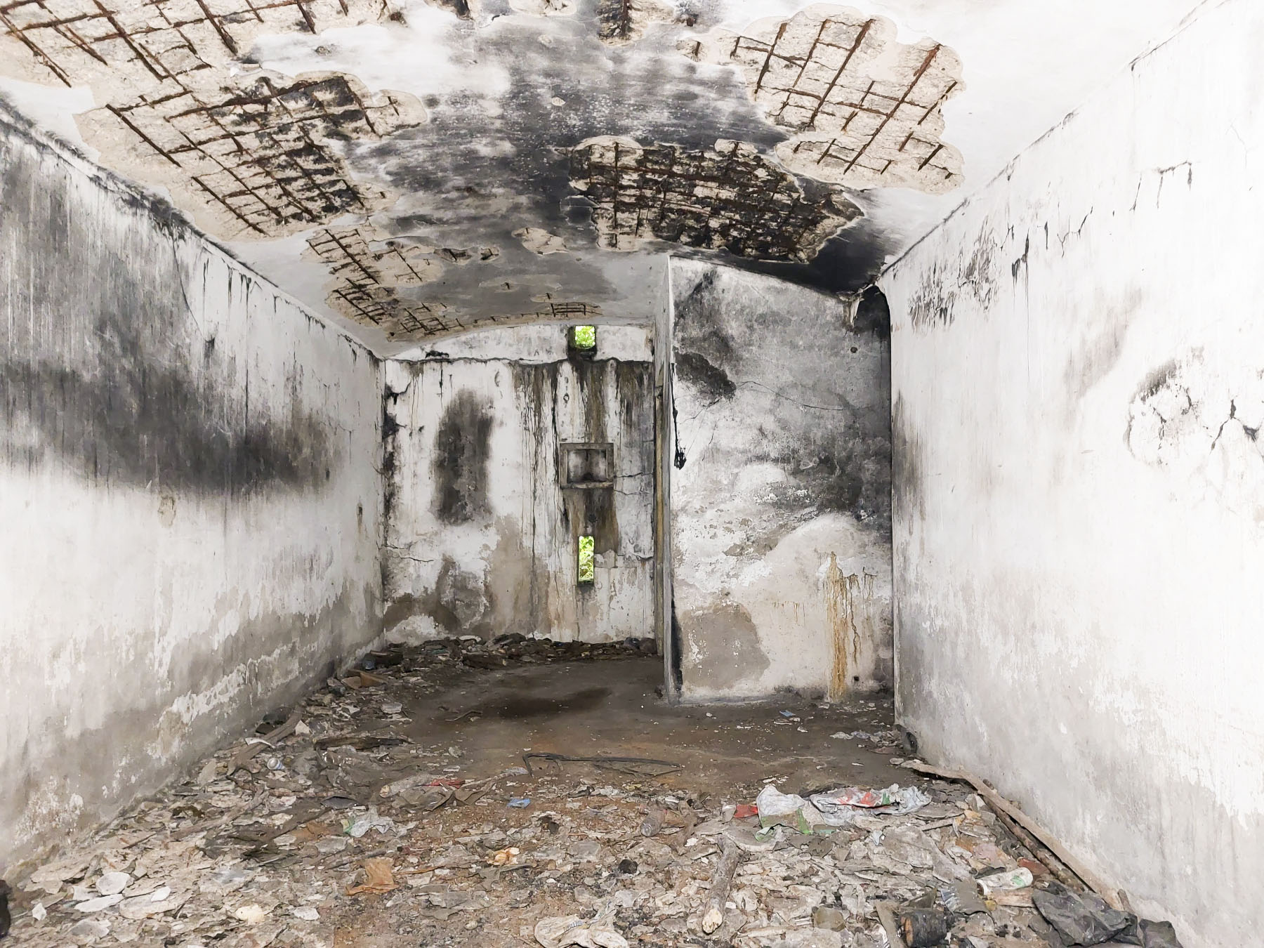 Ligne Maginot - ANNEXE DE FORT UHRICH (II/155° RAP) - (Position d'artillerie préparée) - Une des trois pièces pour le stockage des munitions